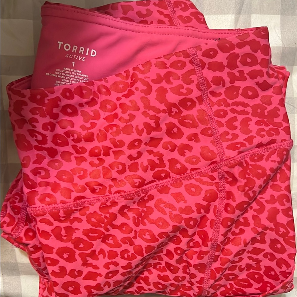 Torrid Active Pink Leopard Leggings